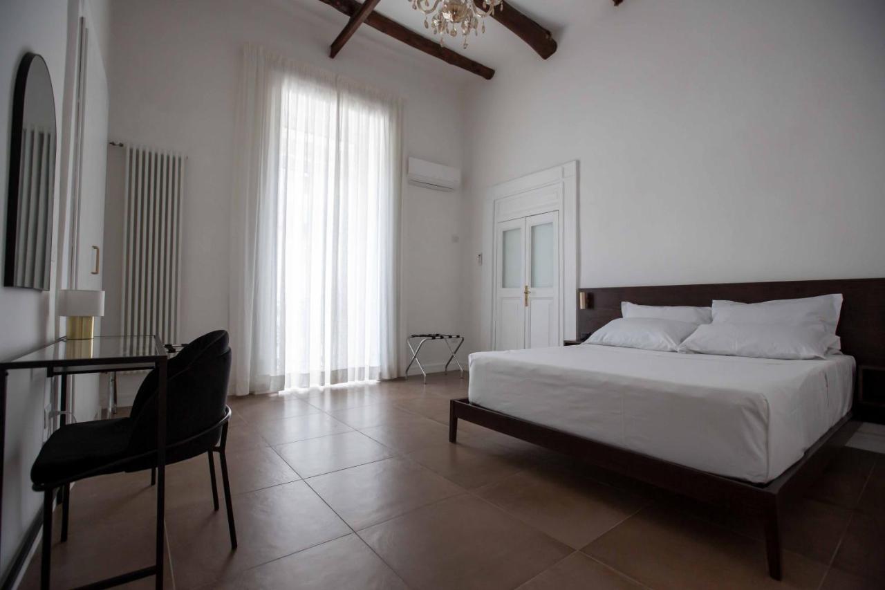 Domus Delia Luxury Apartment Napoli Ngoại thất bức ảnh