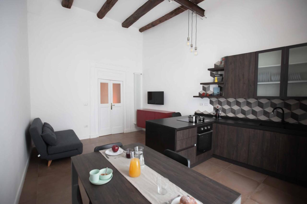 Domus Delia Luxury Apartment Napoli Ngoại thất bức ảnh