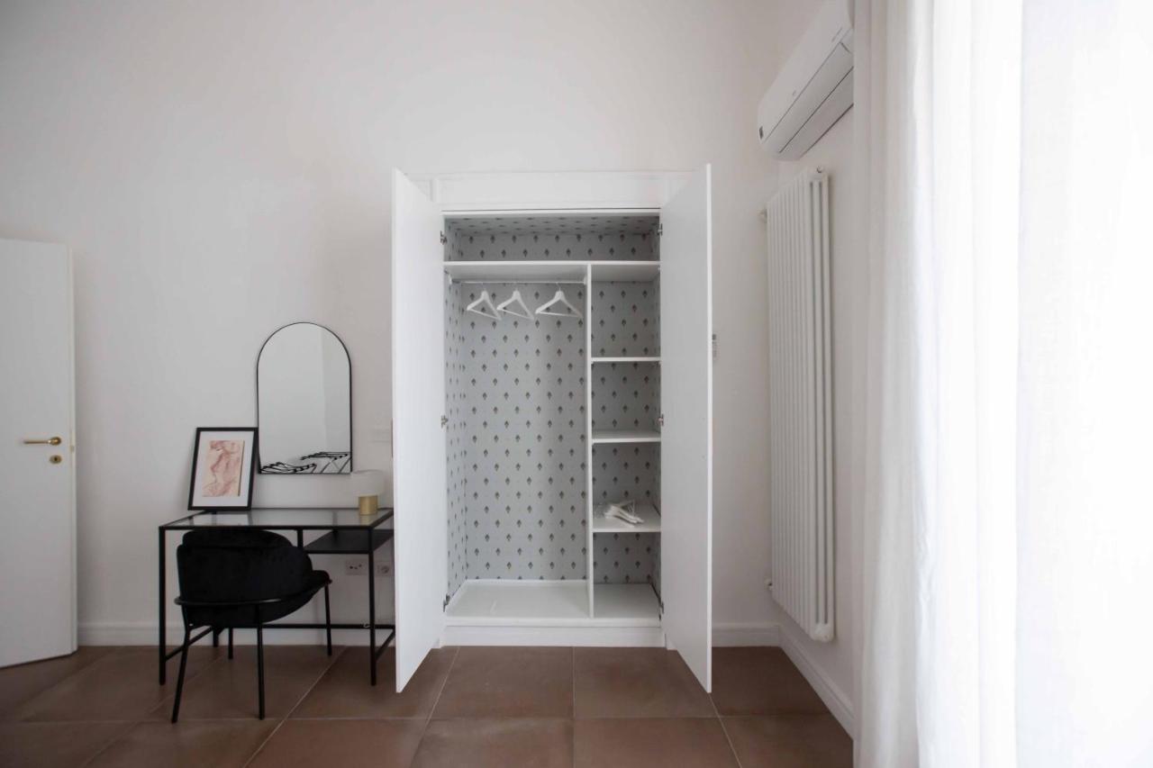 Domus Delia Luxury Apartment Napoli Ngoại thất bức ảnh